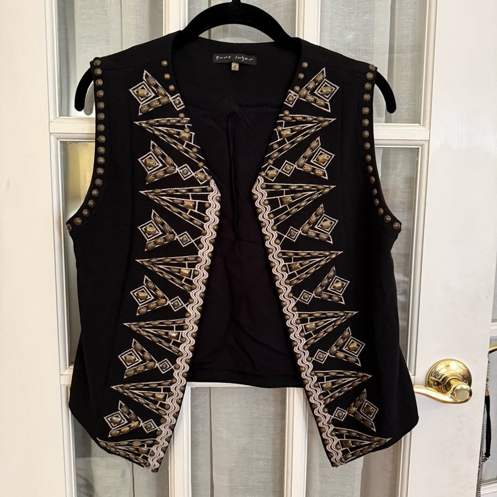 FESTIVAL! 🖤 Black Boho Embellished Vest by Pure Sugar. Size Medium